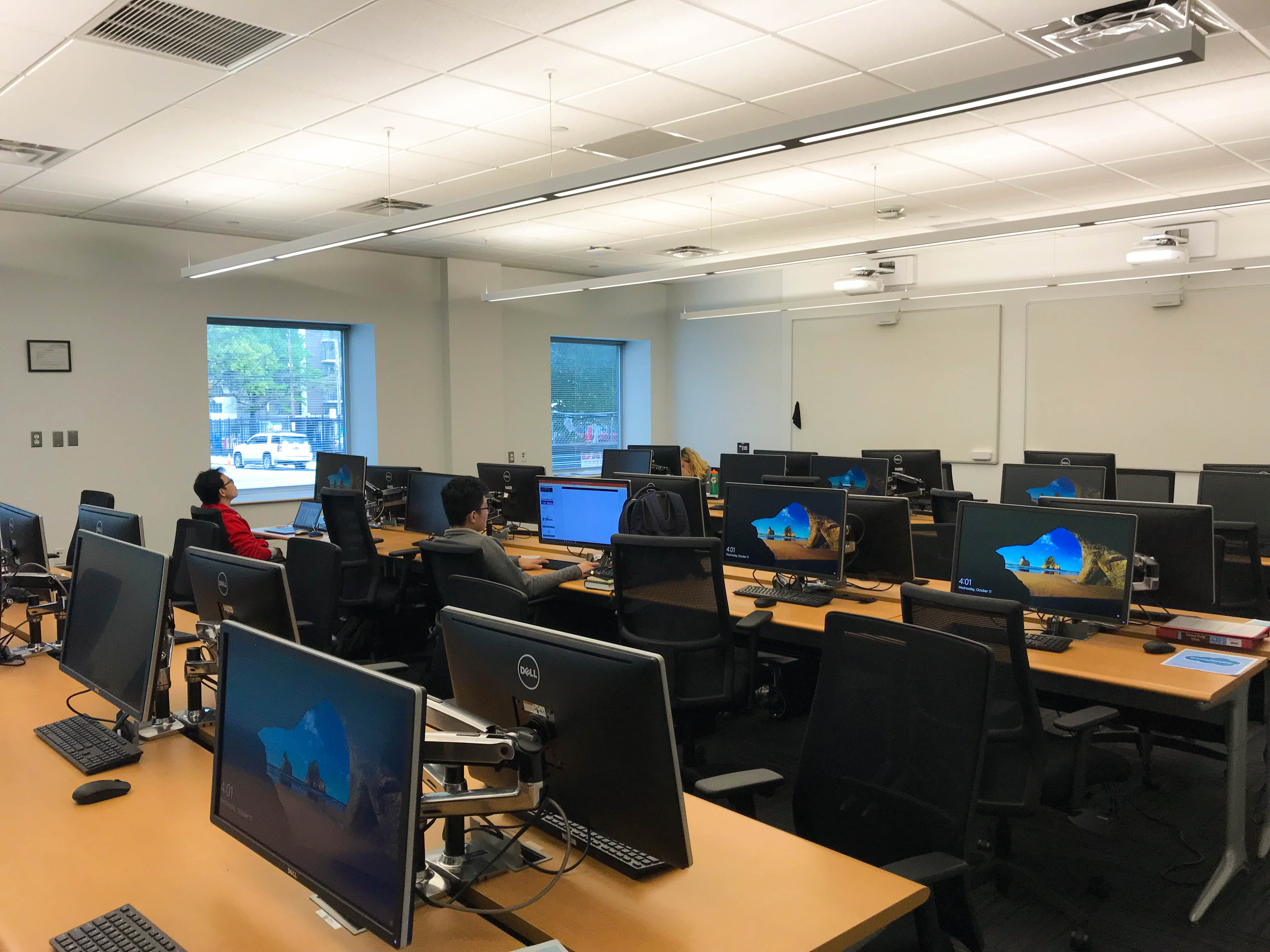 Business Analytics Laboratory Martin Tuchman School of Management